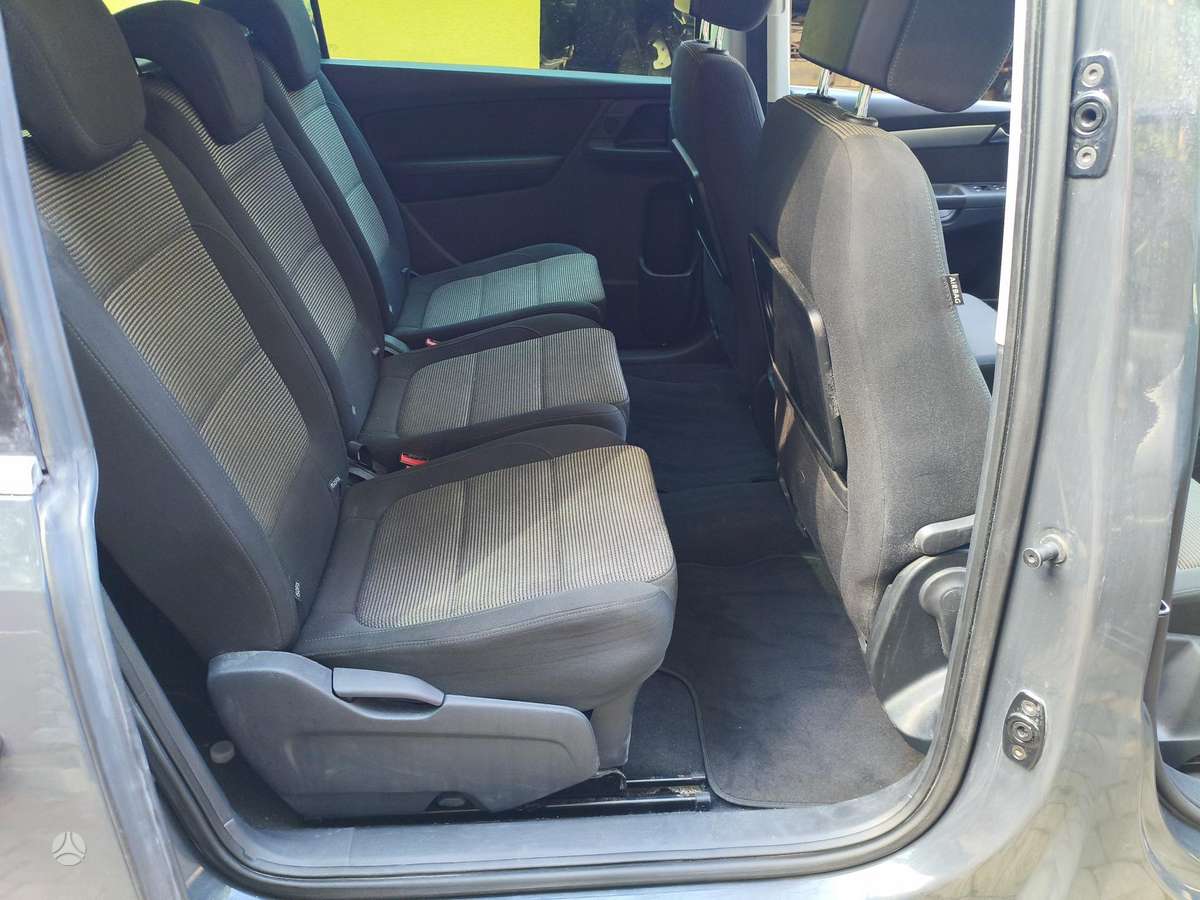 Volkswagen Sharan - 5