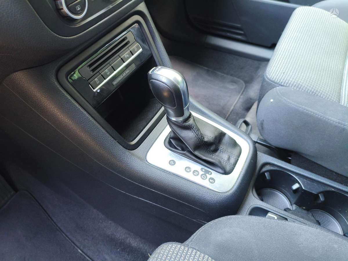 Volkswagen Sharan - 9