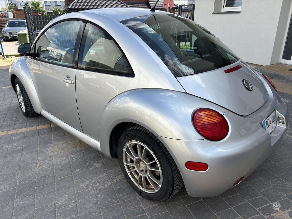 Volkswagen Beetle - 4