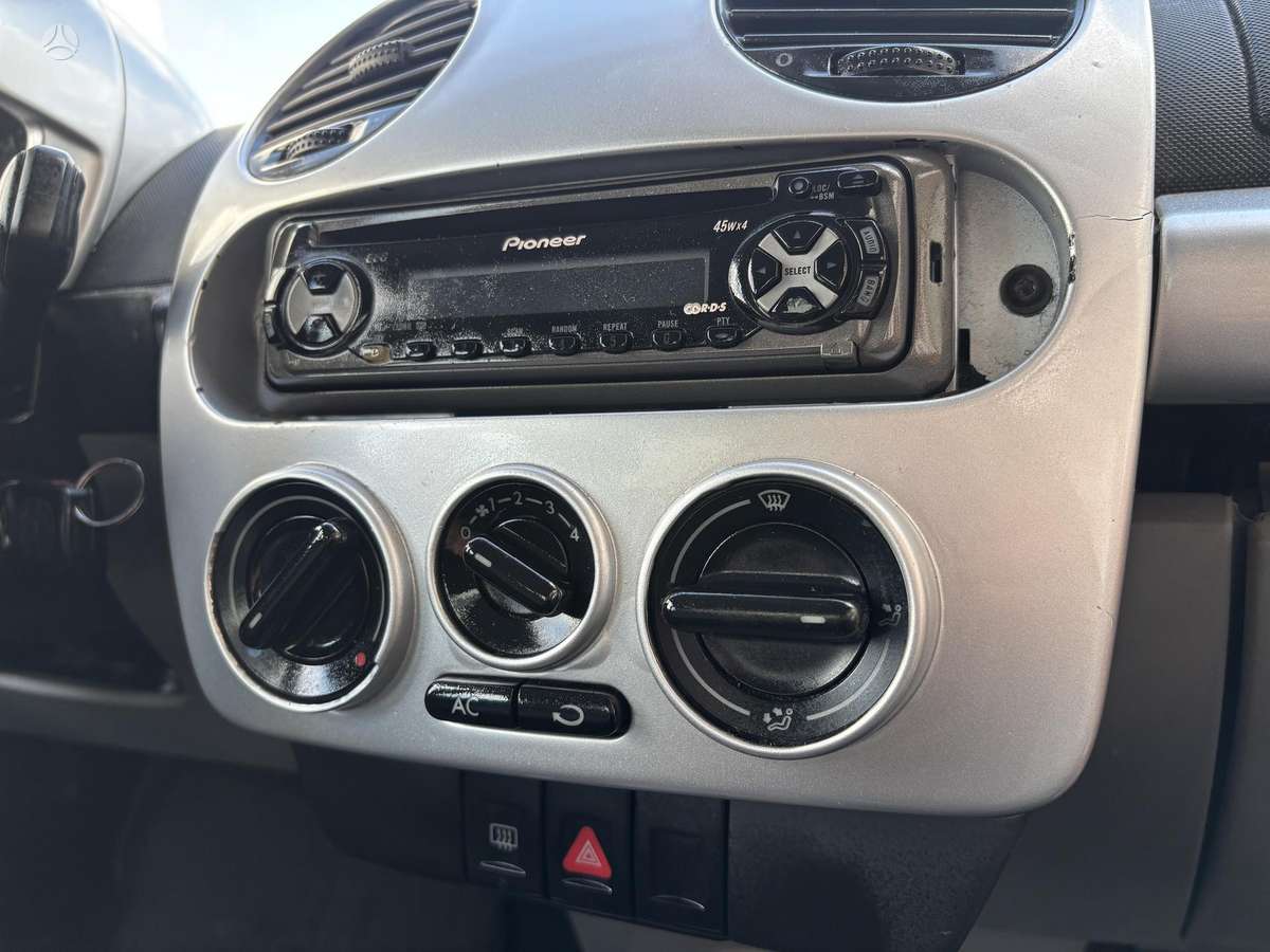 Volkswagen Beetle, 2.0 l., Хэтчбек