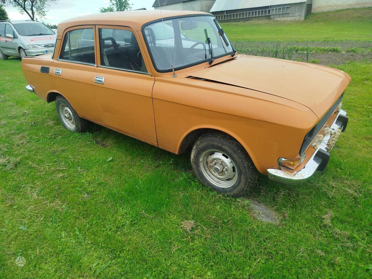 Moskvich 2140, Седан