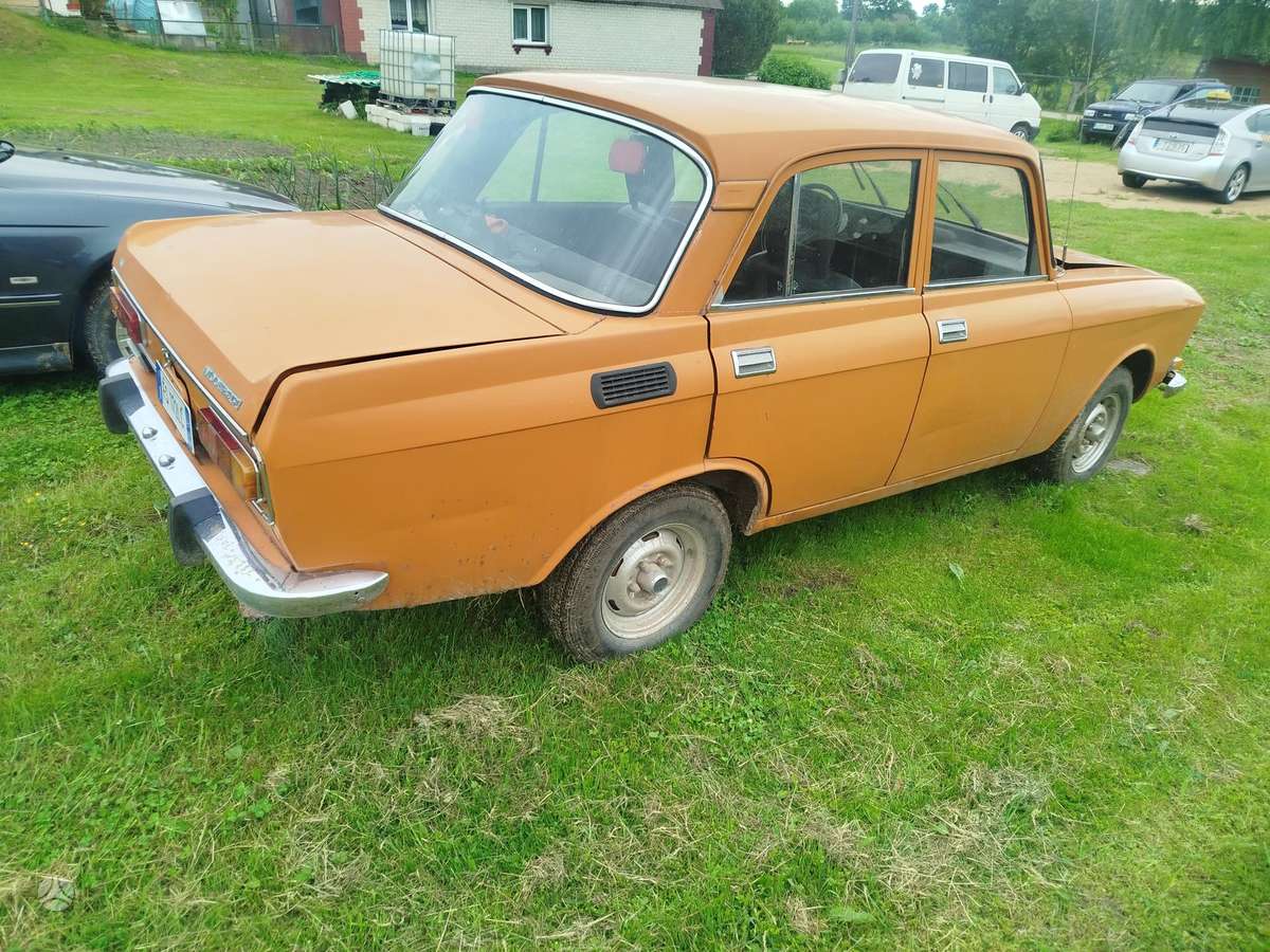 Moskvich 2140, sedanas
