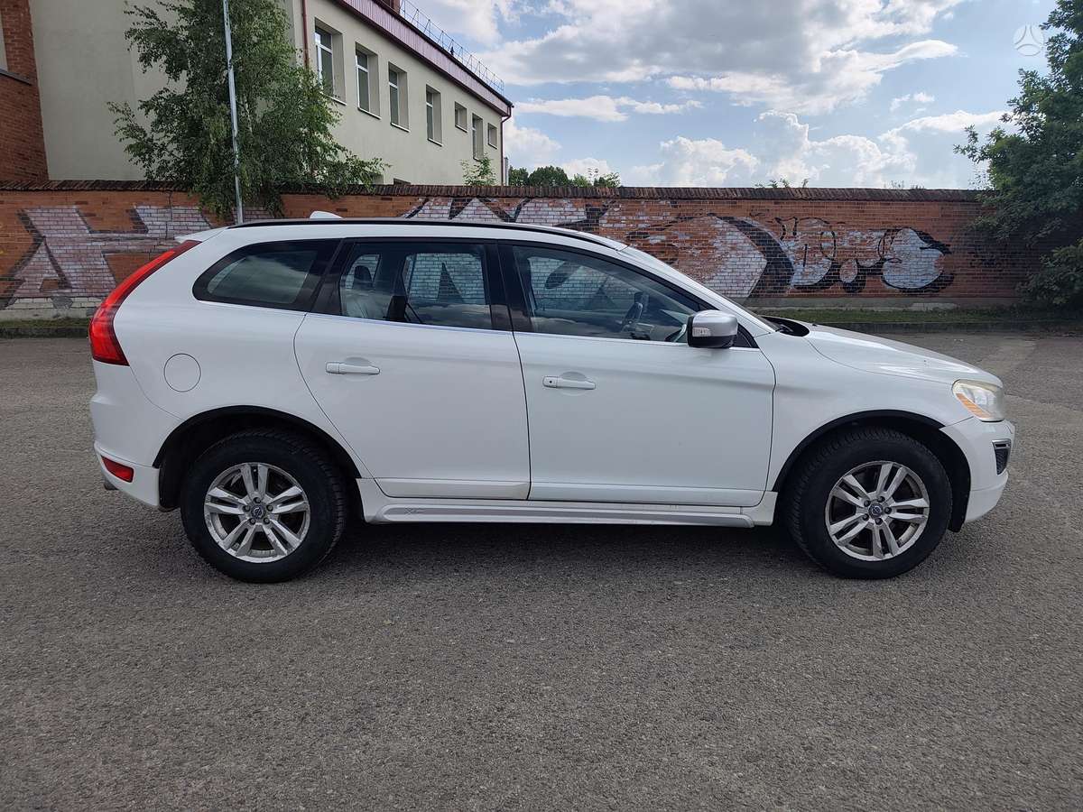 Volvo XC60 - 8