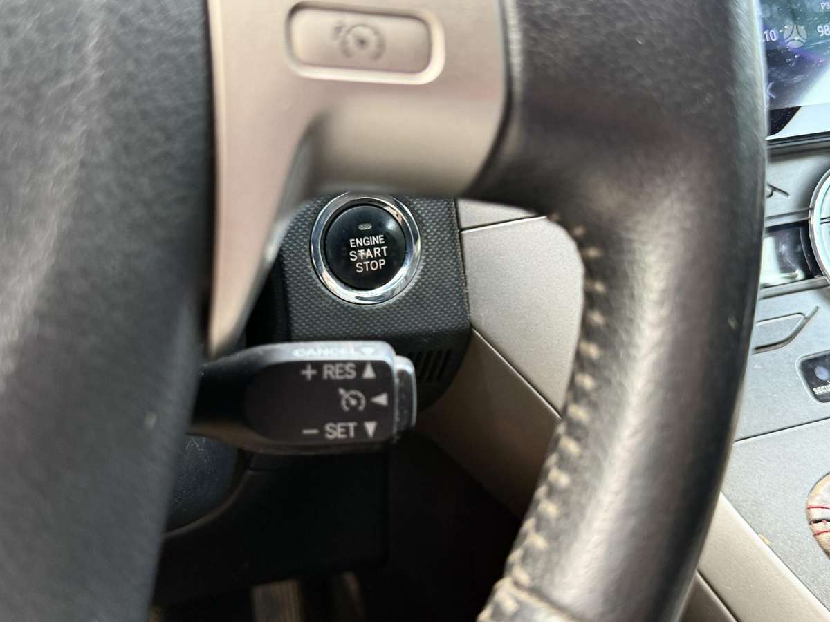 Toyota Auris, 2.2 l., hatchback