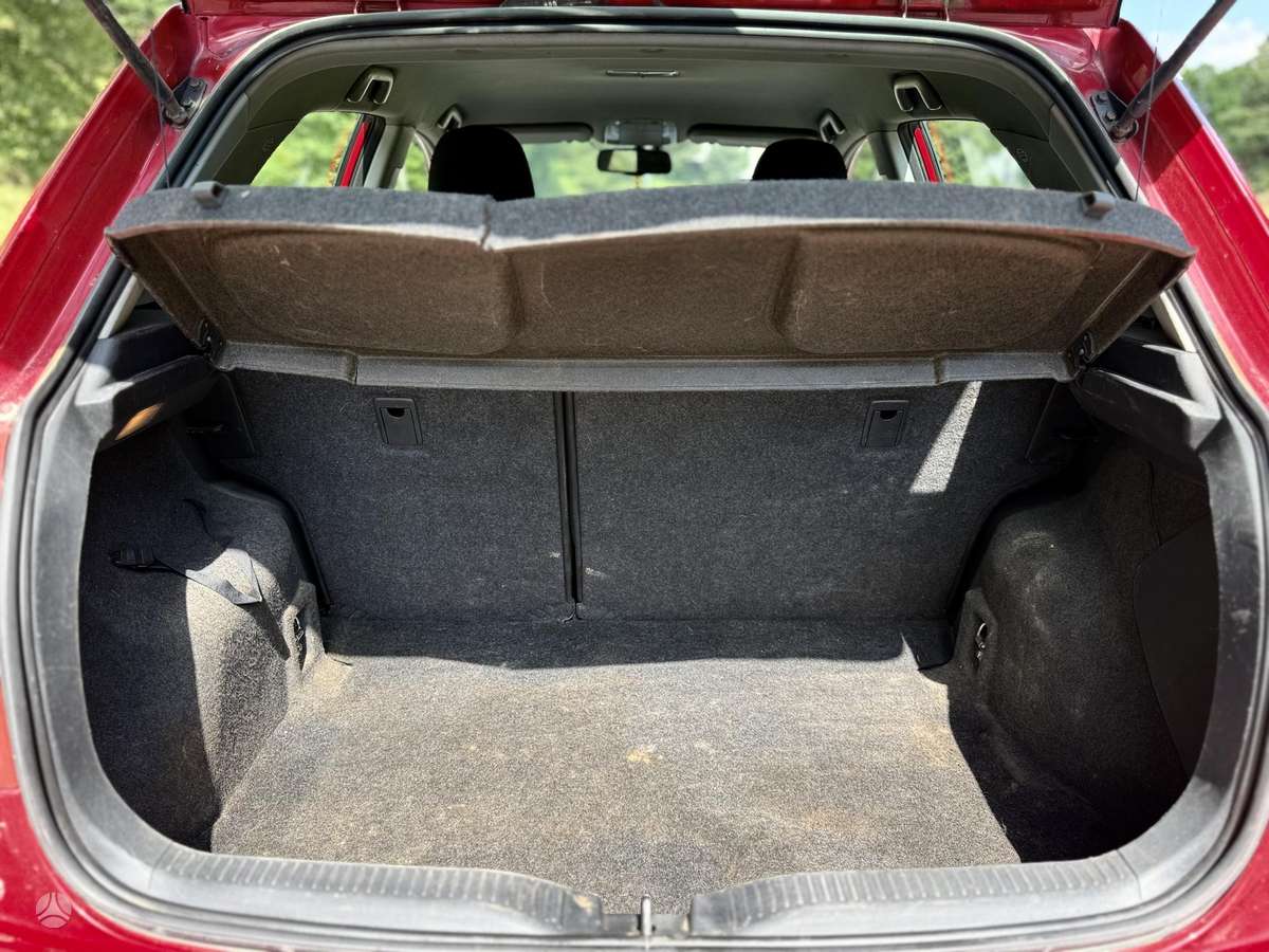 Toyota Auris, 2.2 l., hatchback