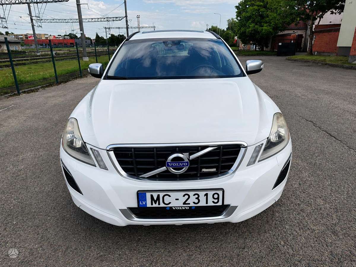 Volvo XC60 - 2