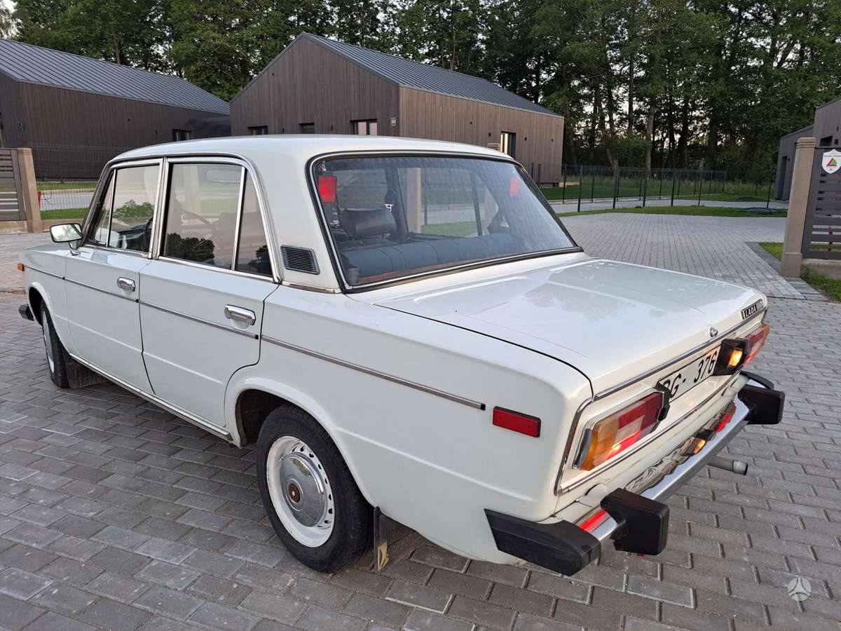Lada 21063, sedanas