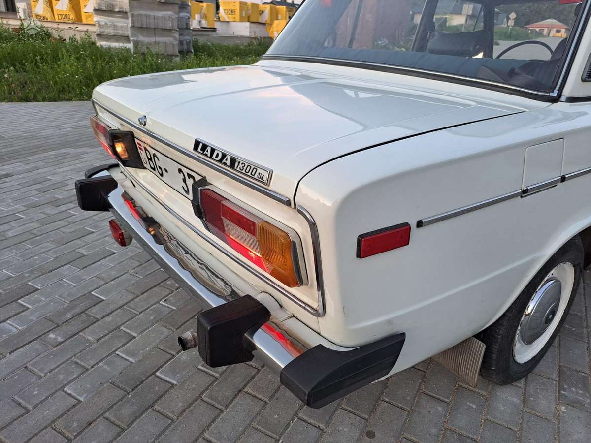 Lada 21063, sedanas