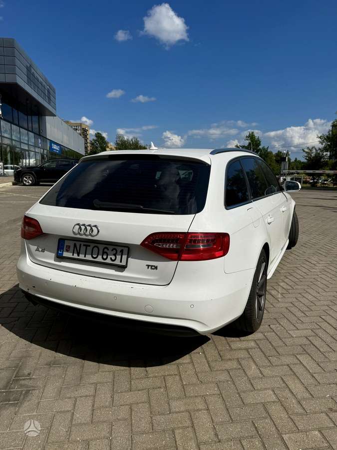 Audi A4, 2.0 l., Универсал