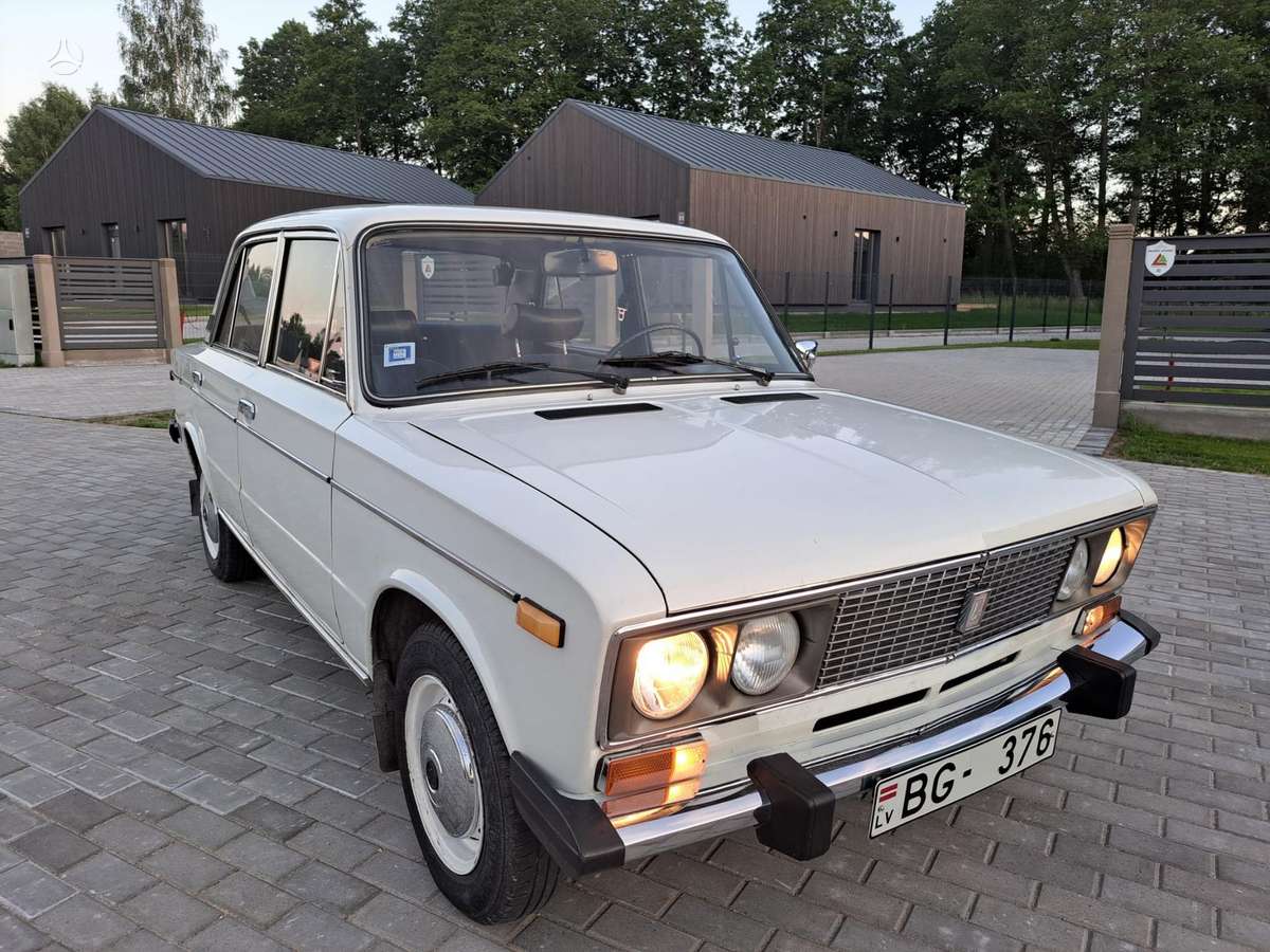 Lada 21063, saloon / sedan