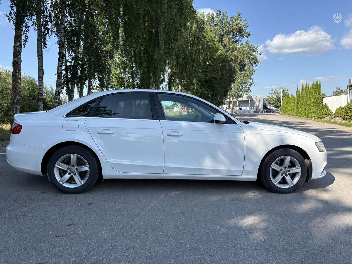 Audi A4, 2.0 l., sedanas