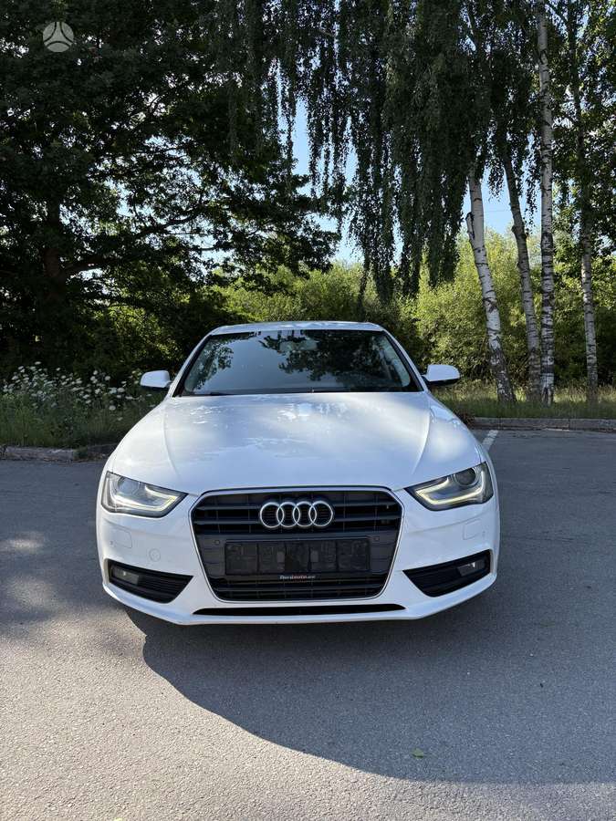 Audi A4, 2.0 l., sedanas