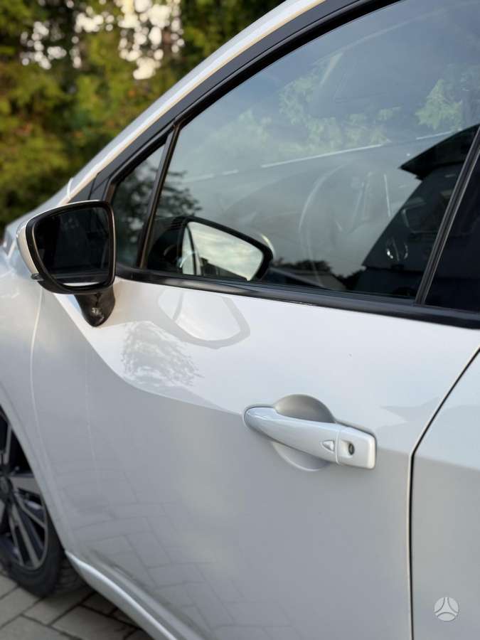 Nissan Micra, 0.9 l., hatchback