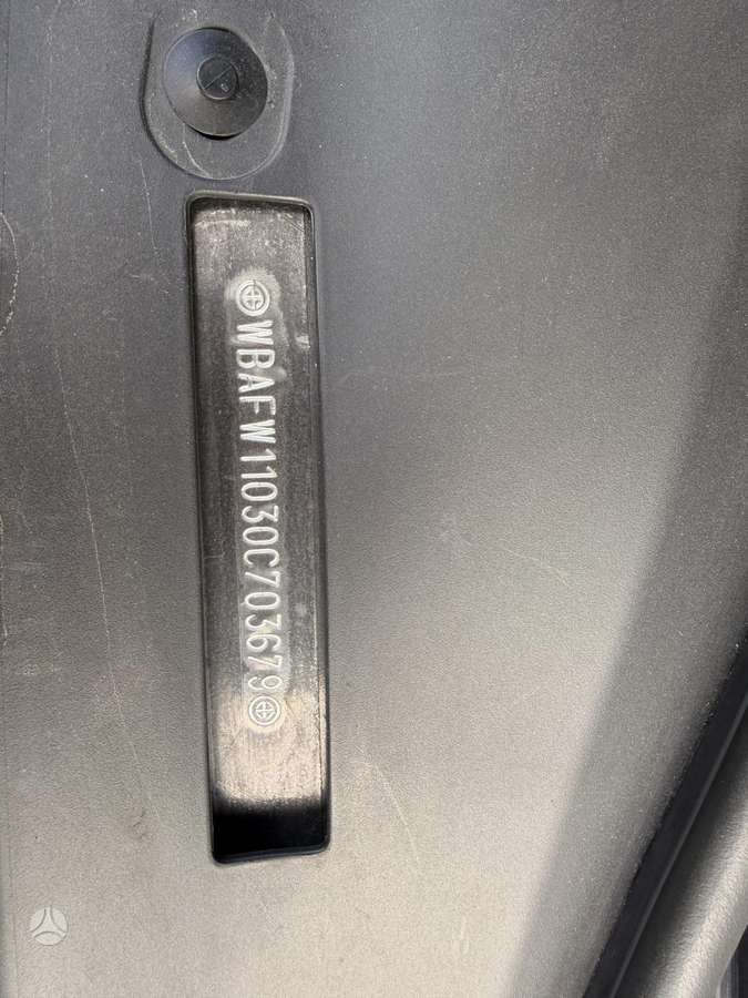 BMW 520, 2.0 l., Седан