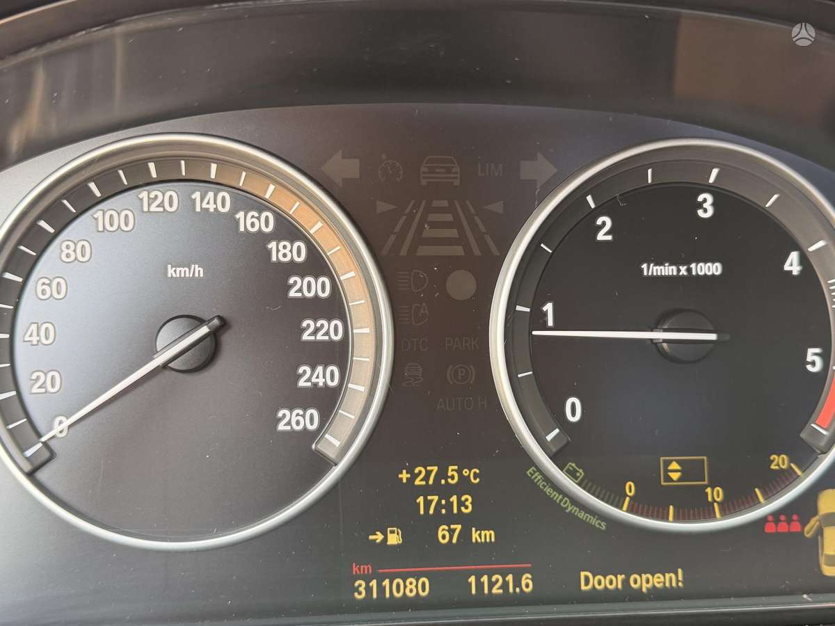 BMW 520, 2.0 l., Седан