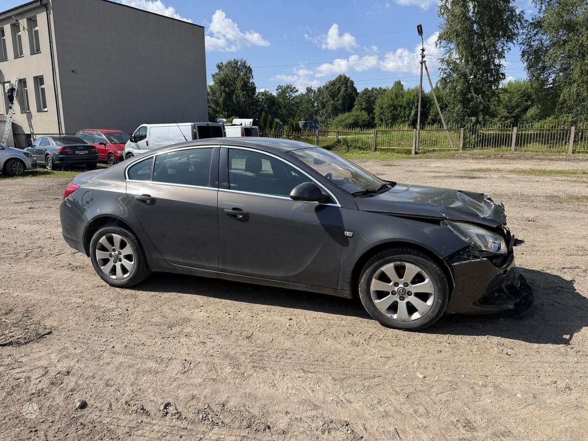 Opel Insignia, 2.0 l., hatchback