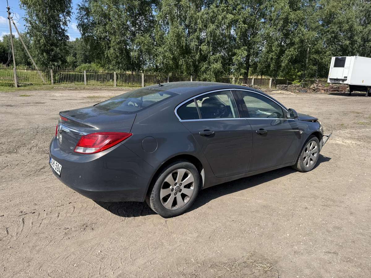 Opel Insignia, 2.0 l., hatchback