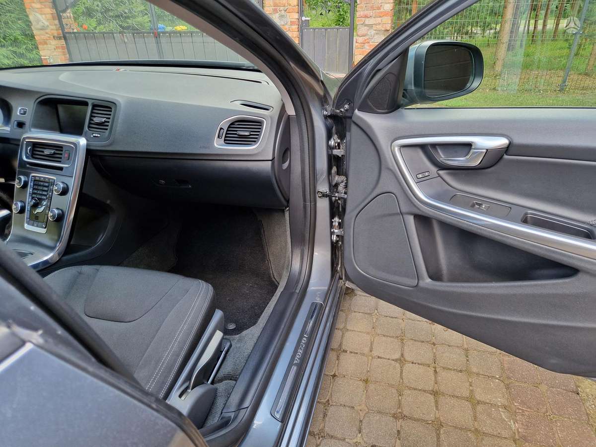 Volvo V60, 2.0 l., wagon
