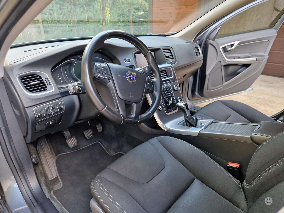Volvo V60, 2.0 l., wagon