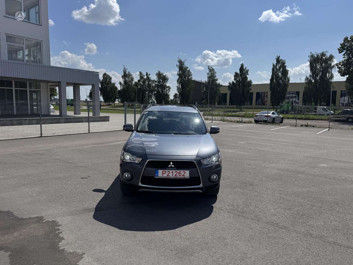 Mitsubishi Outlander, 2.2 l., Минивэн