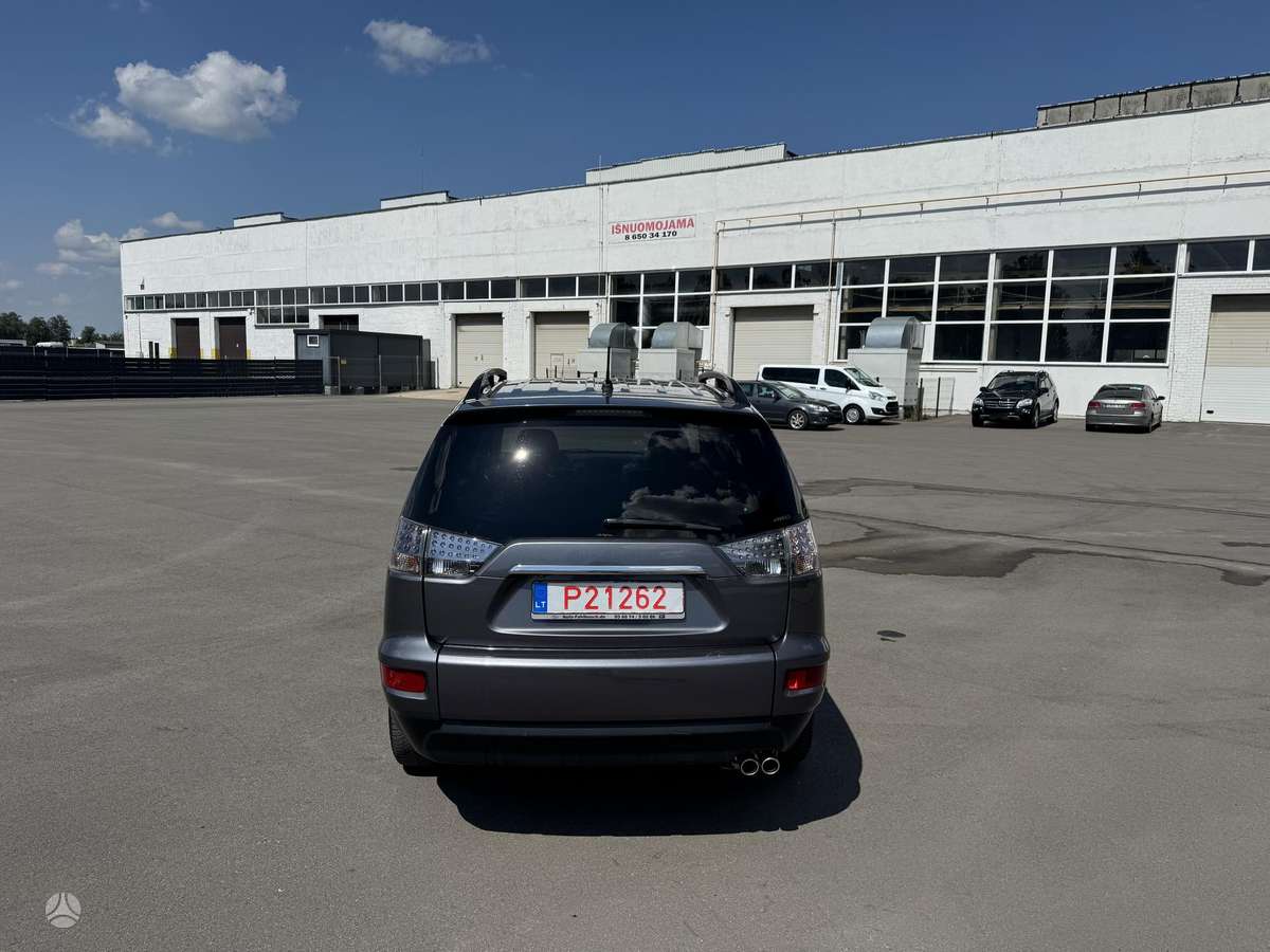 Mitsubishi Outlander, 2.2 l., Минивэн