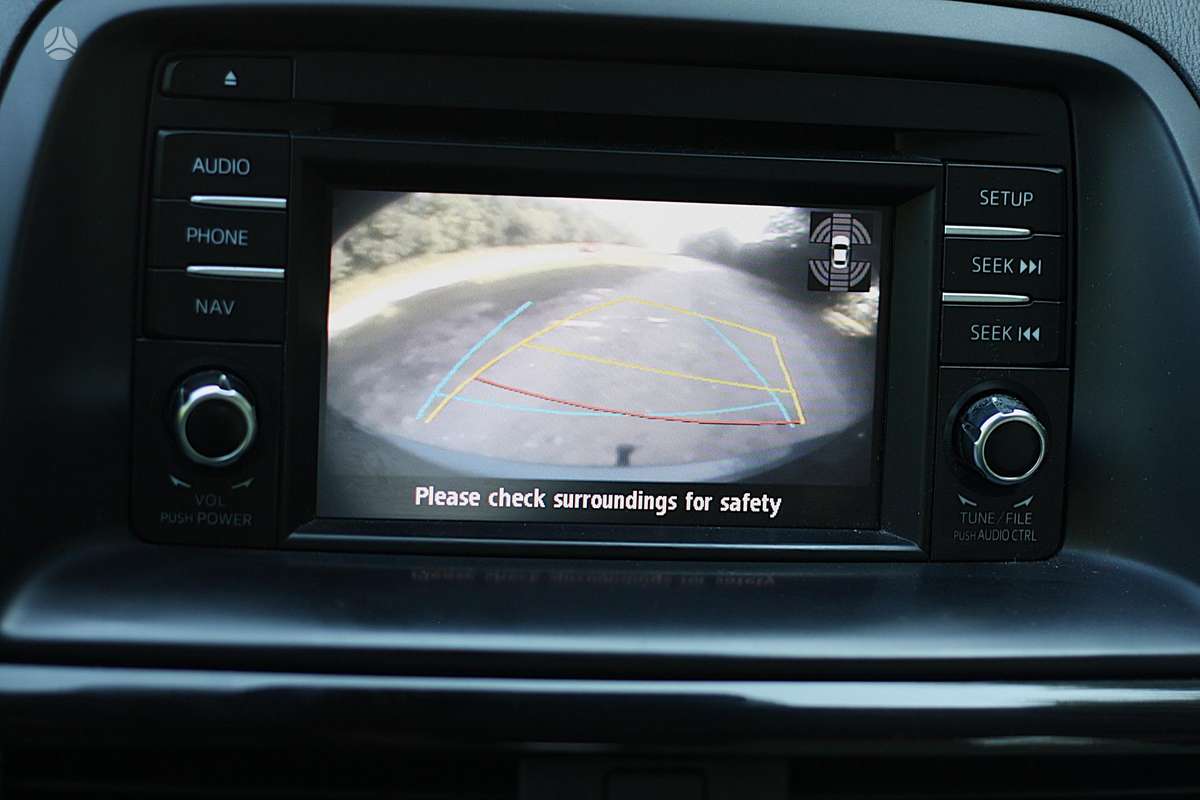 Mazda CX-5, 2.2 l., off-road / crossover