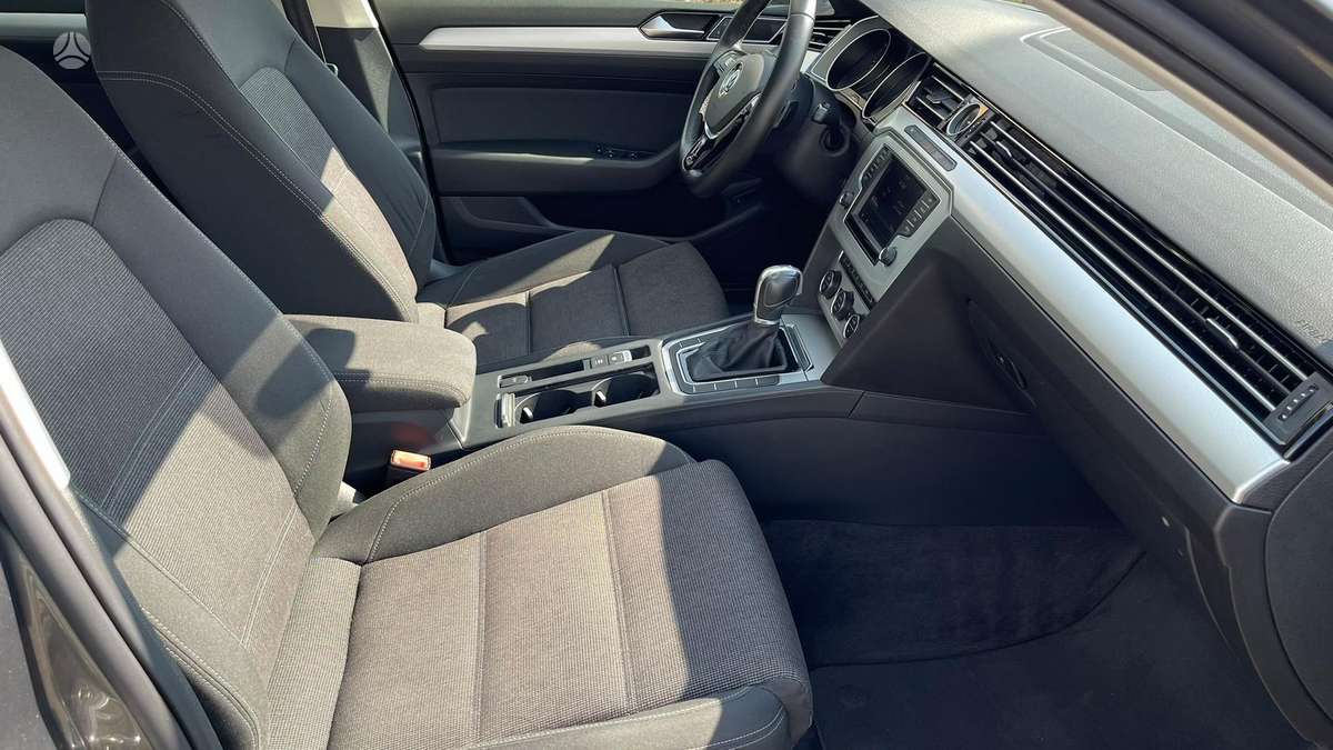 Volkswagen Passat, 2.0 l., Универсал