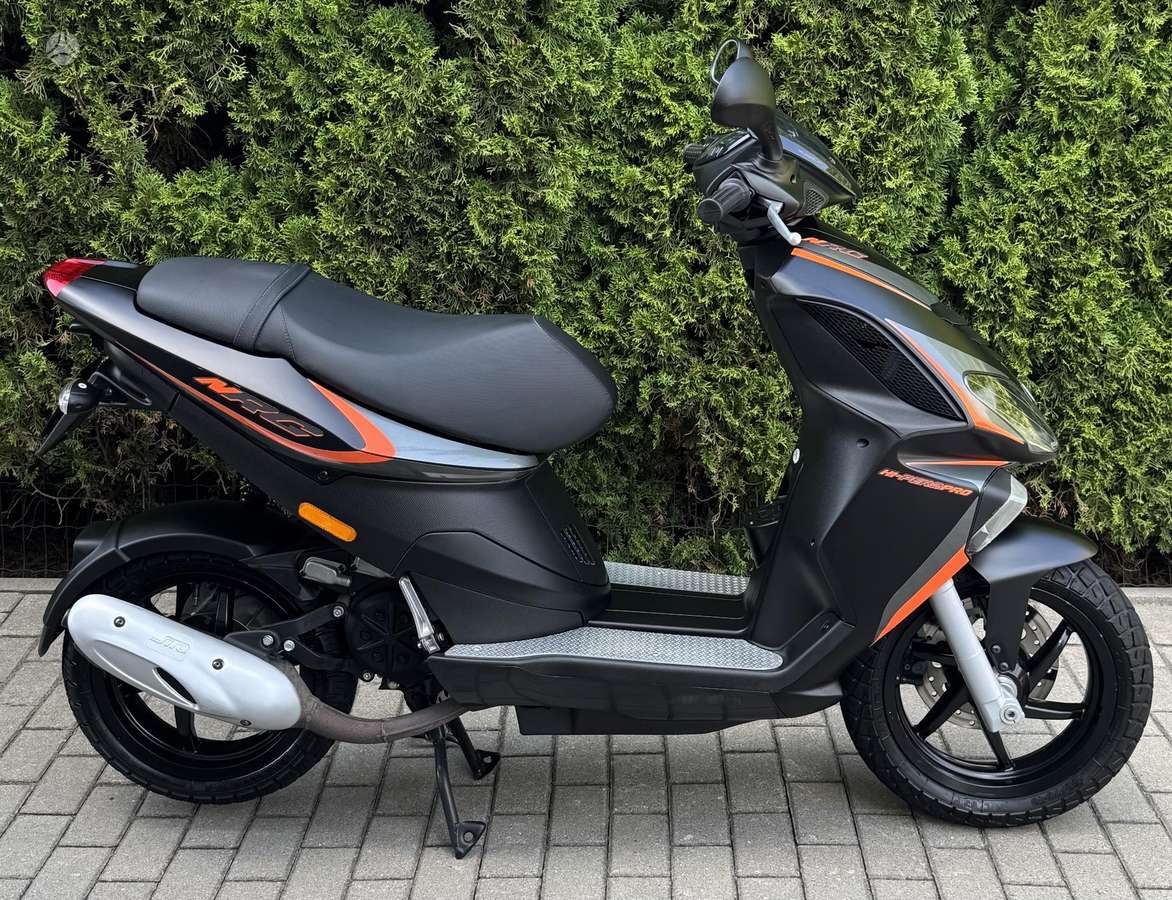 Piaggio NRG 49cc, scooters / mopeds