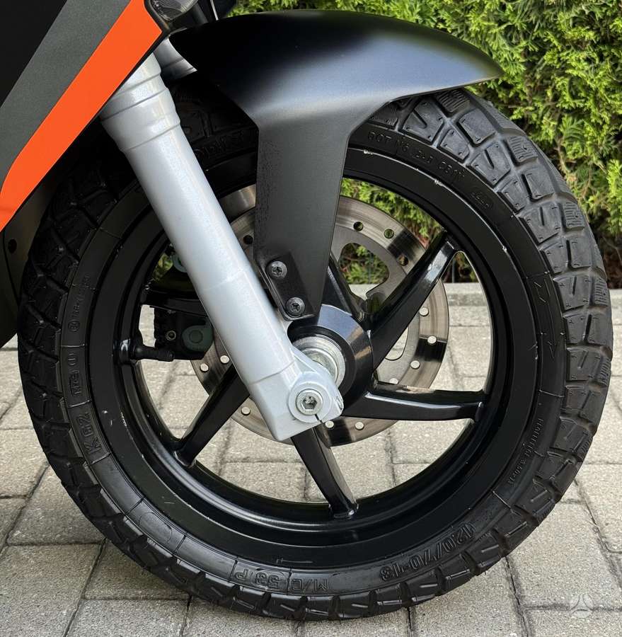 Piaggio NRG 49cc, scooters / mopeds