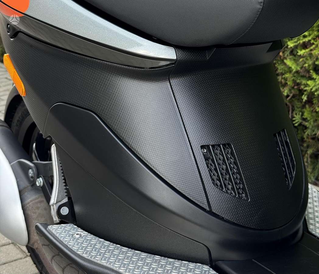 Piaggio NRG 49cc, мотороллеры / мопеды
