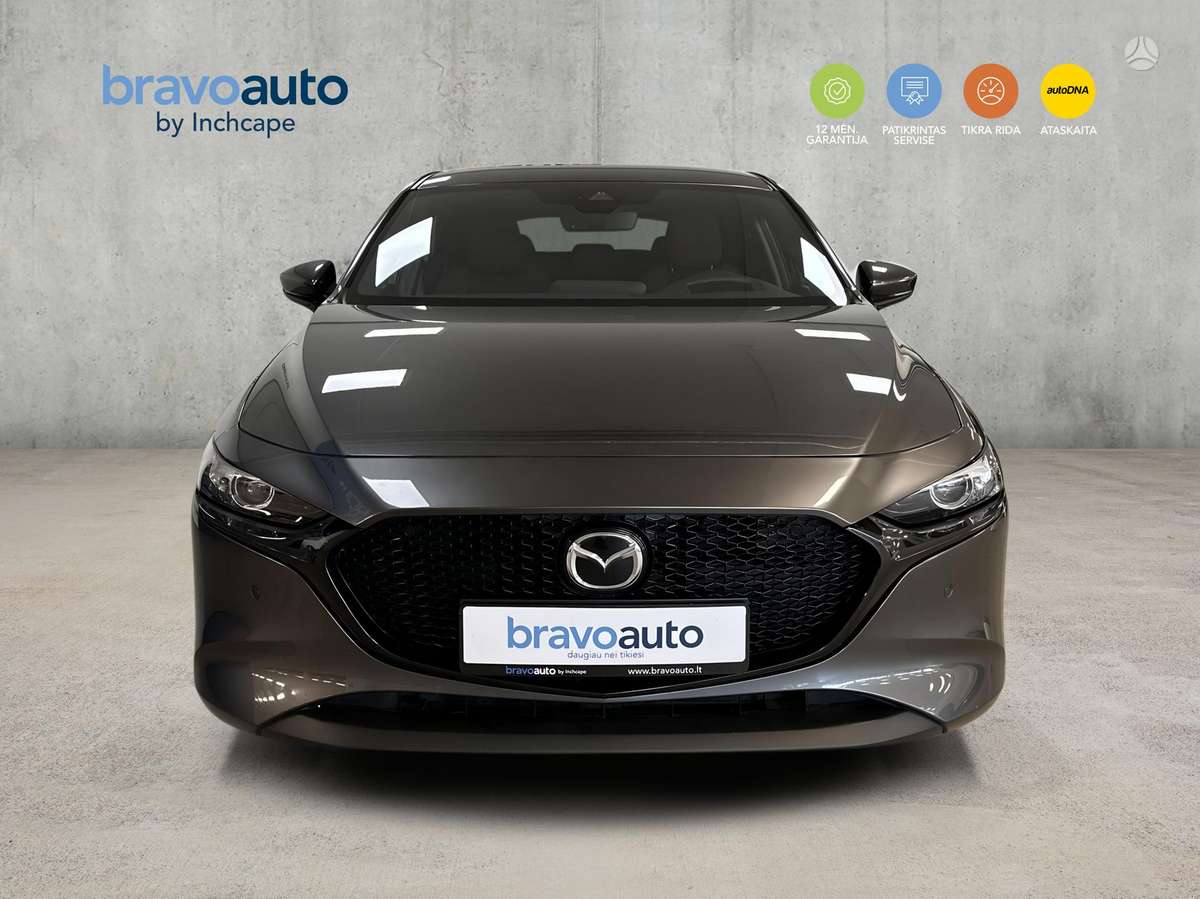 Mazda 3, 2.0 l., Хэтчбек
