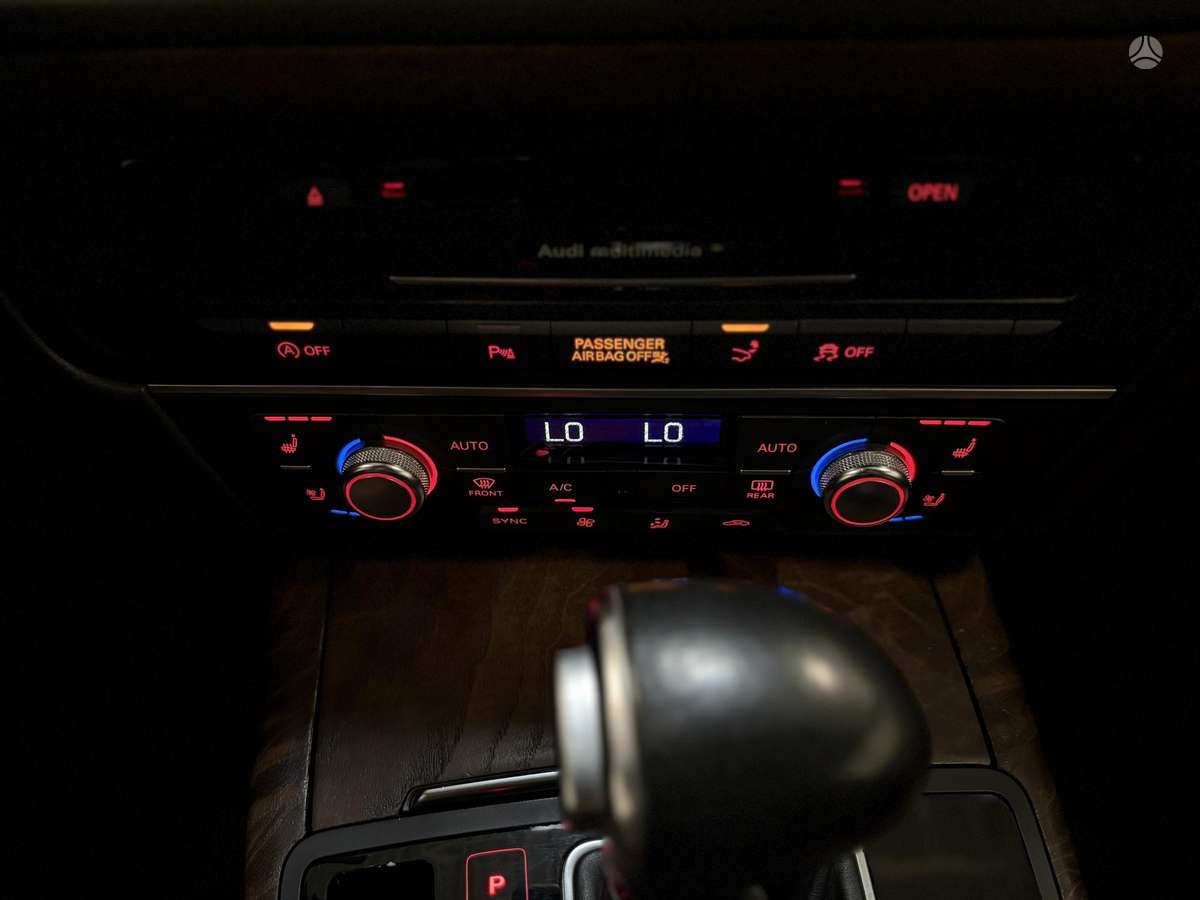 Audi A7, 3.0 l., Седан
