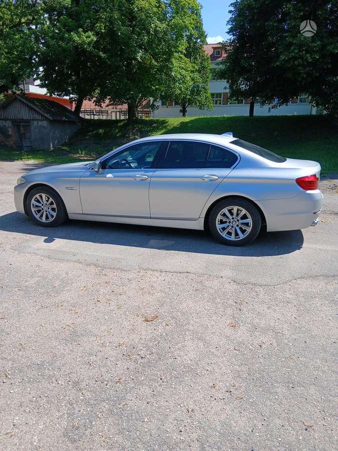 BMW 520, 2.0 l., Седан