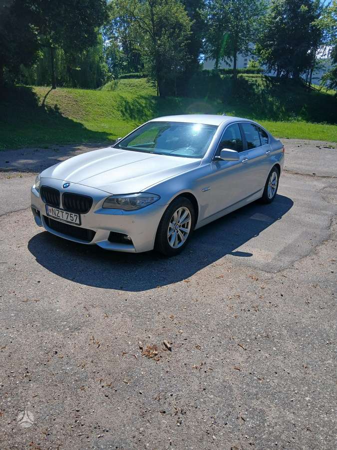BMW 520, 2.0 l., Седан