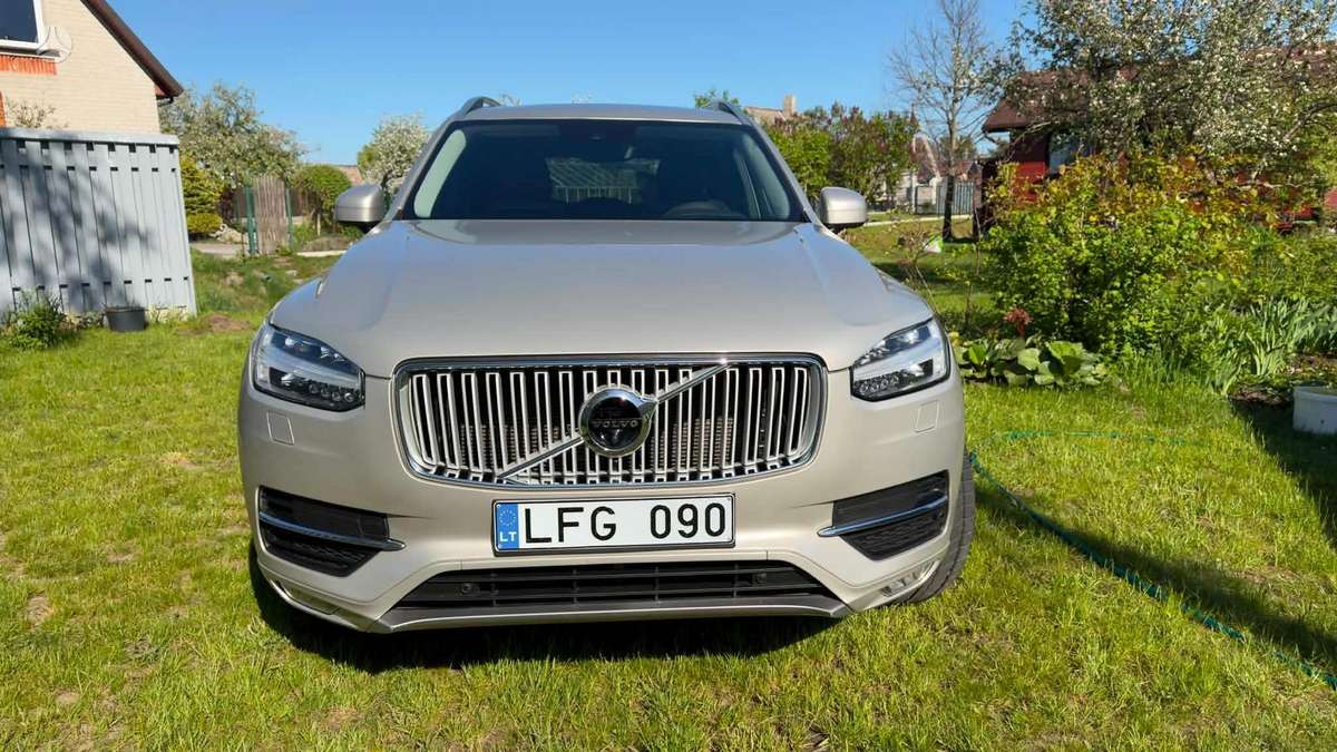 Volvo XC90 - 3