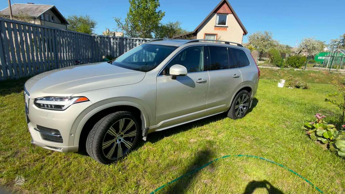Volvo XC90 - 6