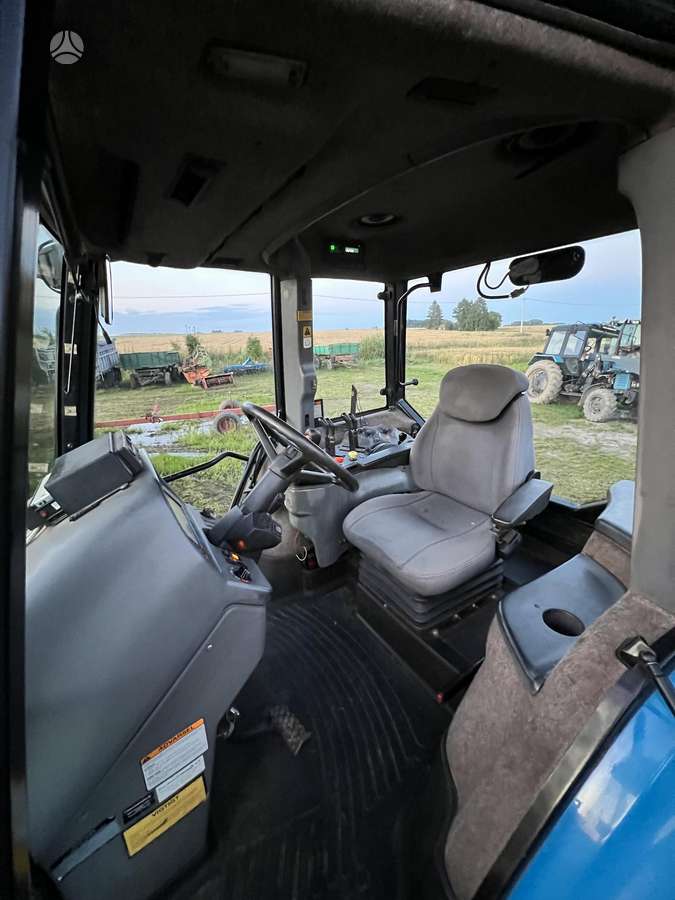 New Holland 8770, тракторы
