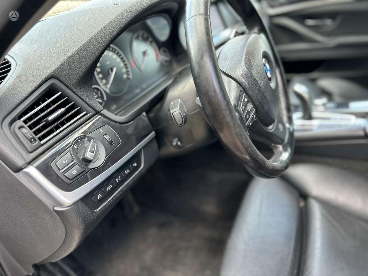 BMW 530, 3.0 l., wagon