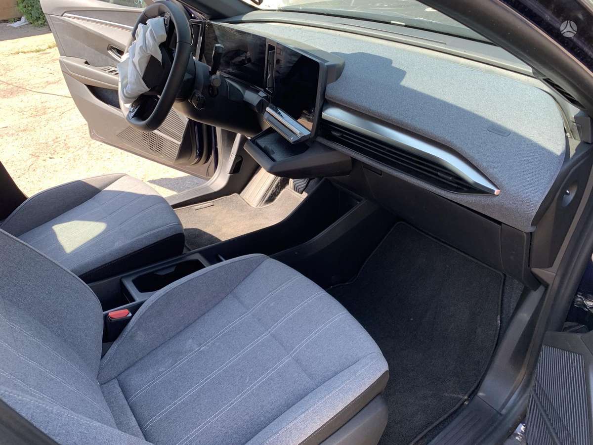 Renault Megane E-Tech, 60 kWh, hečbekas