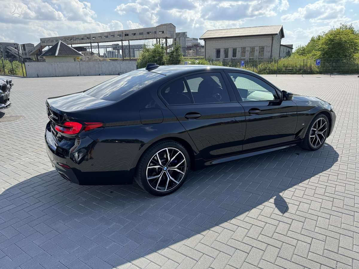 BMW 520, 2.0 l., Седан
