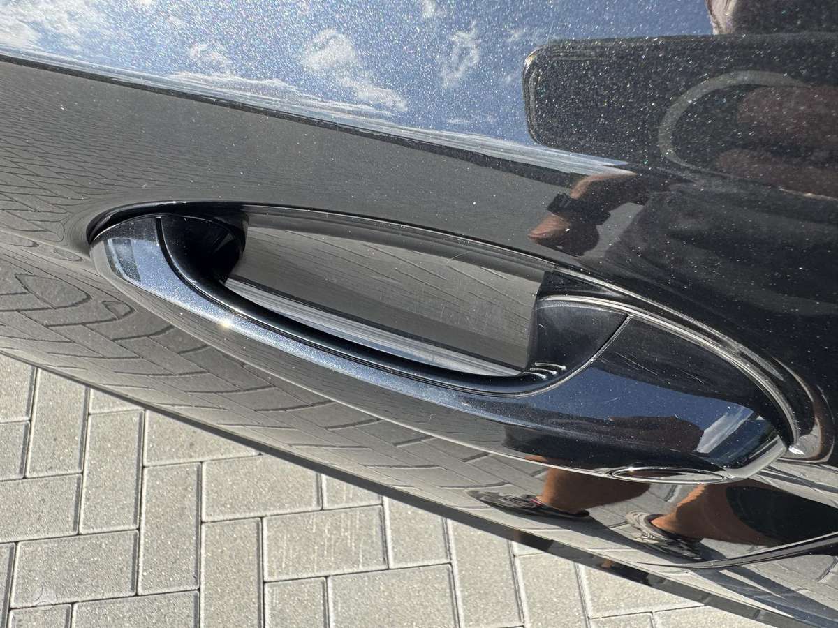 BMW 520, 2.0 l., Седан