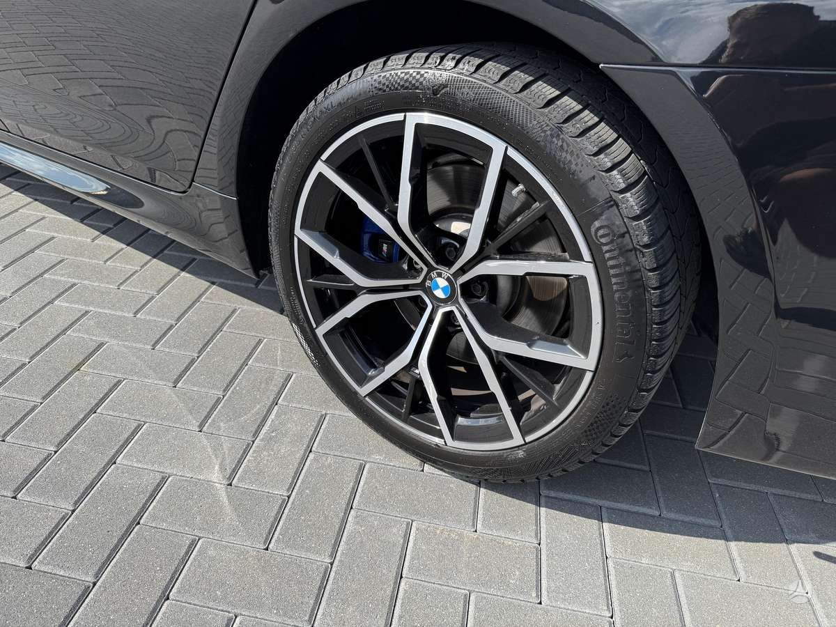 BMW 520, 2.0 l., Седан