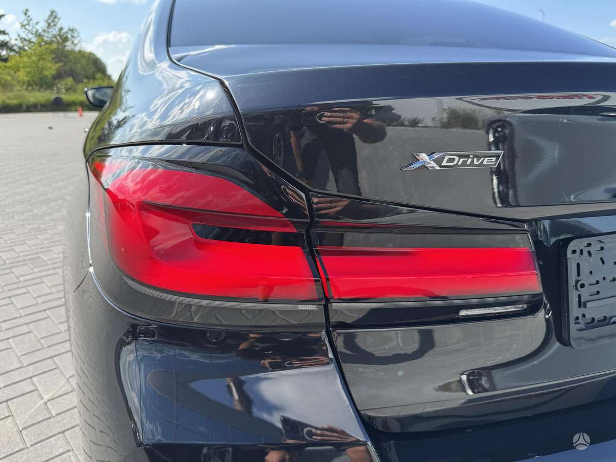 BMW 520, 2.0 l., Седан