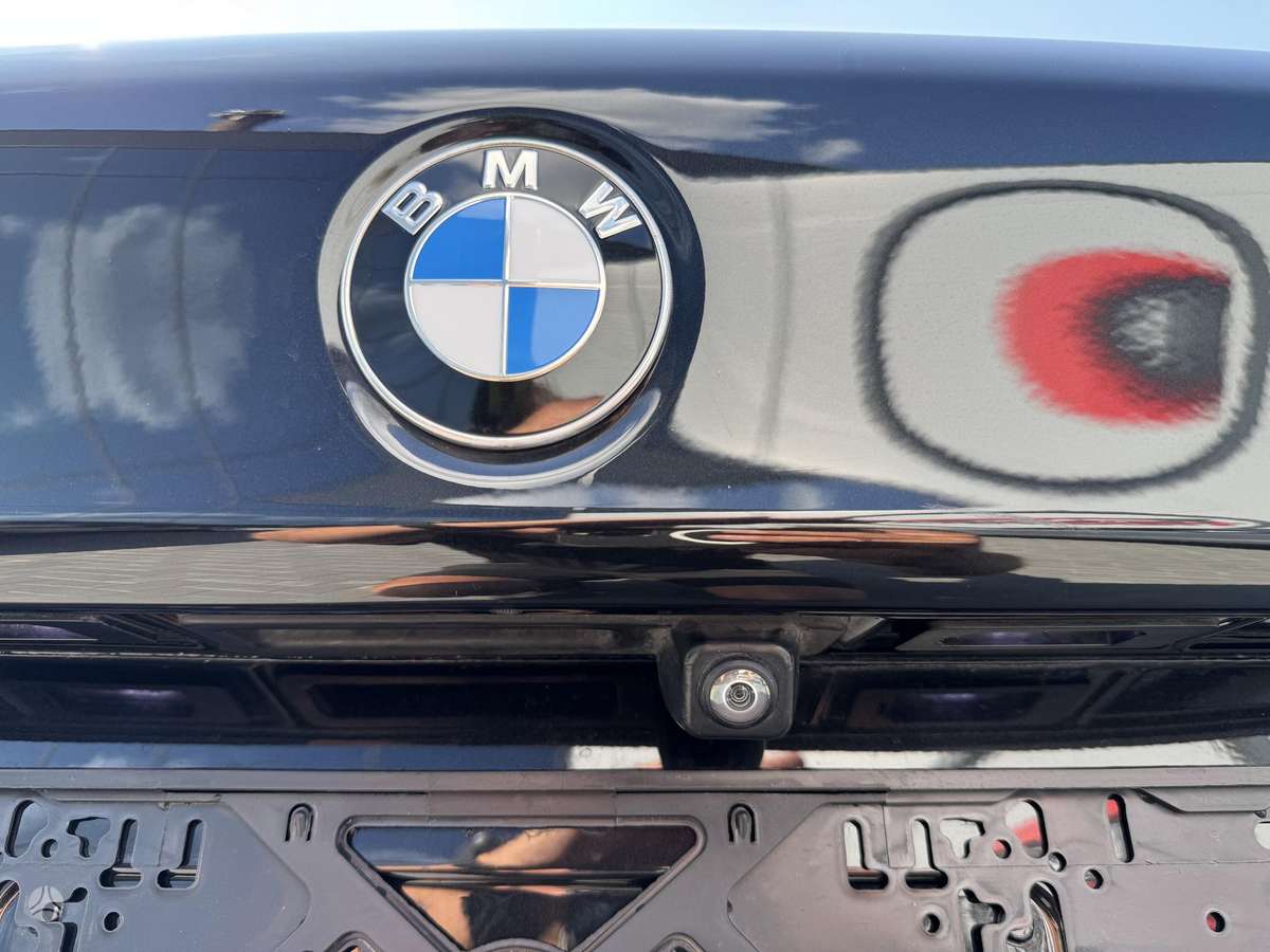 BMW 520, 2.0 l., Седан