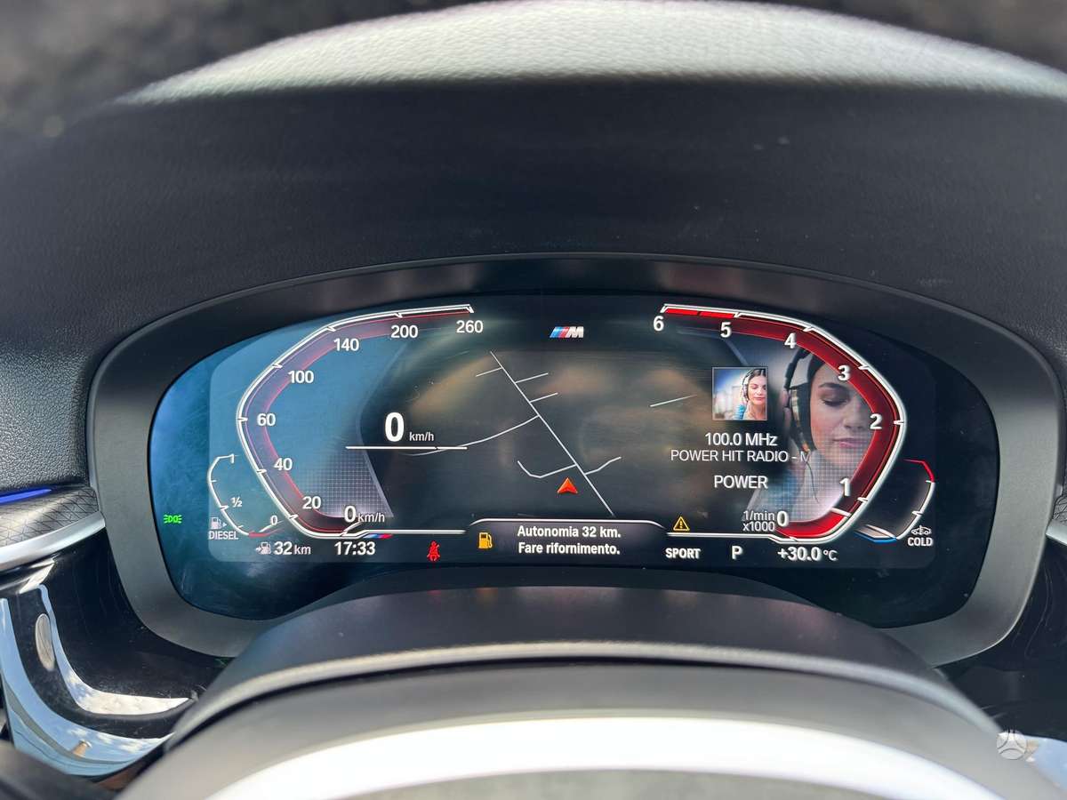 BMW 520, 2.0 l., Седан