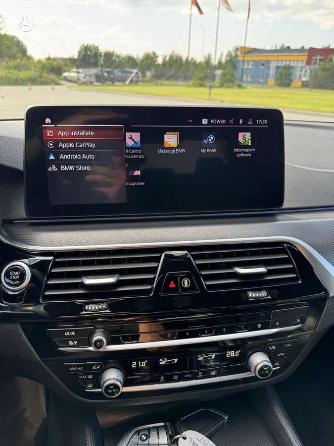 BMW 520, 2.0 l., Седан