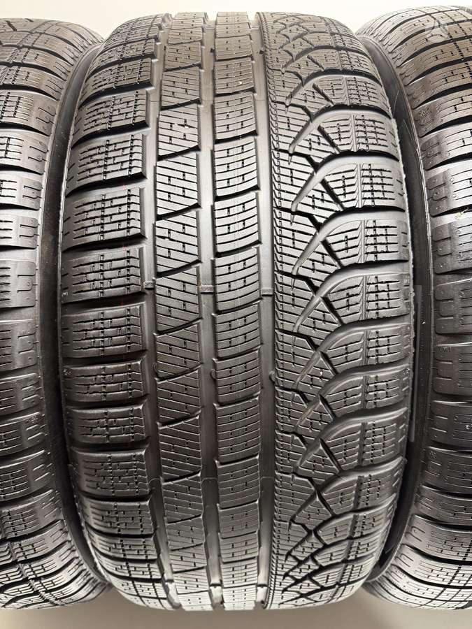 Pirelli P-ZeroWinter * +285/40R20, winter 255/45 R20