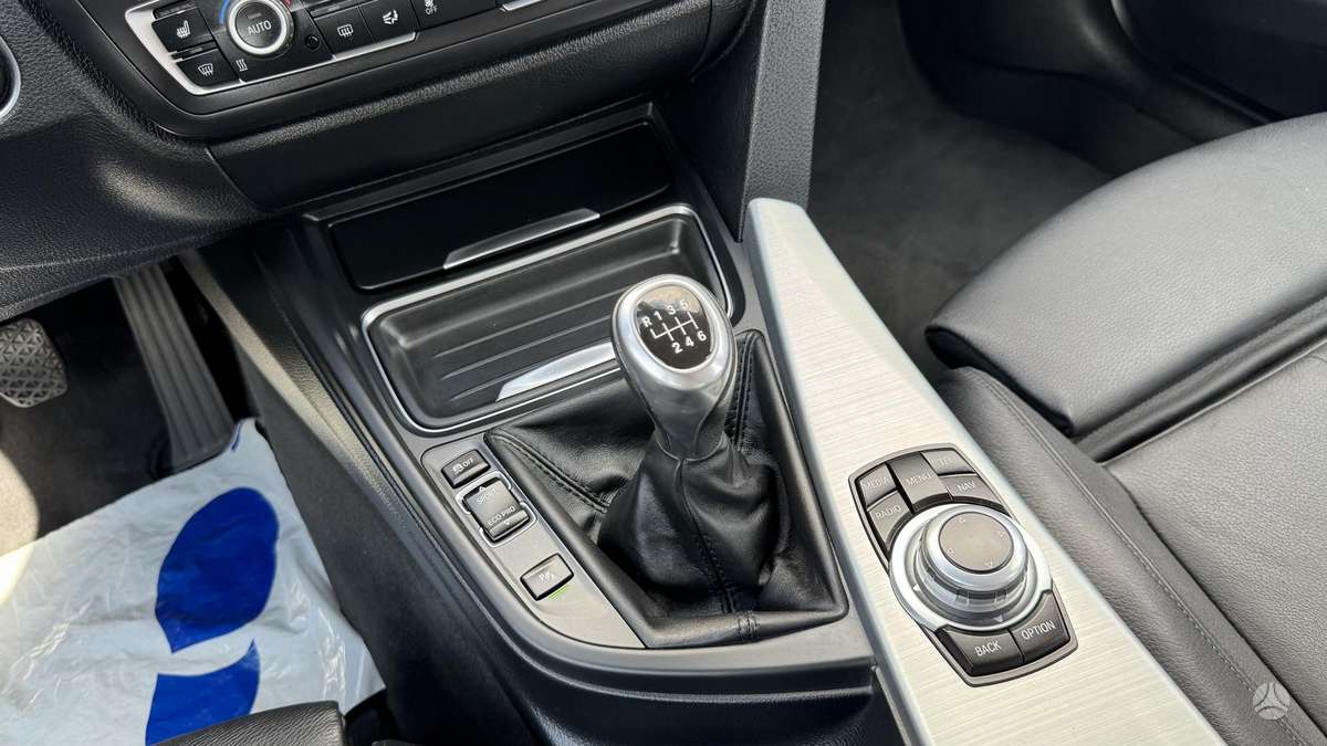 BMW 320, 2.0 l., wagon