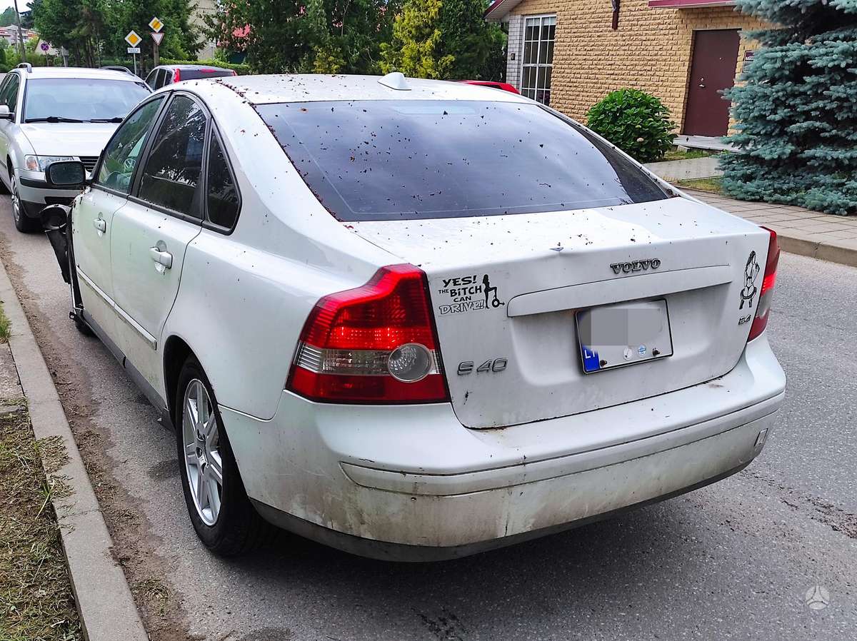 Volvo S40