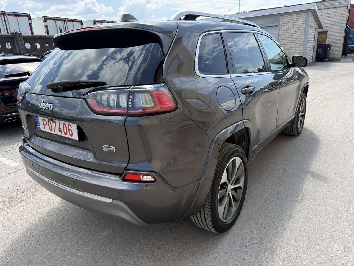 Jeep Cherokee, 2.2 l., Минивэн
